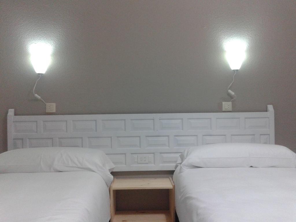 Hermus Hotel Encamp Kamer foto